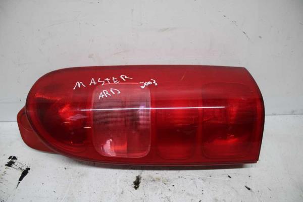 FEU ARRIERE DROIT RENAULT - Vue 1